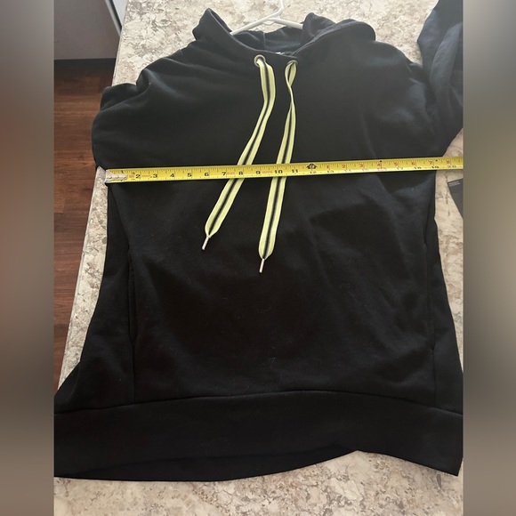 Women Xersion Pullover Hoodie Black Neon String Medium - Picture 5 of 8